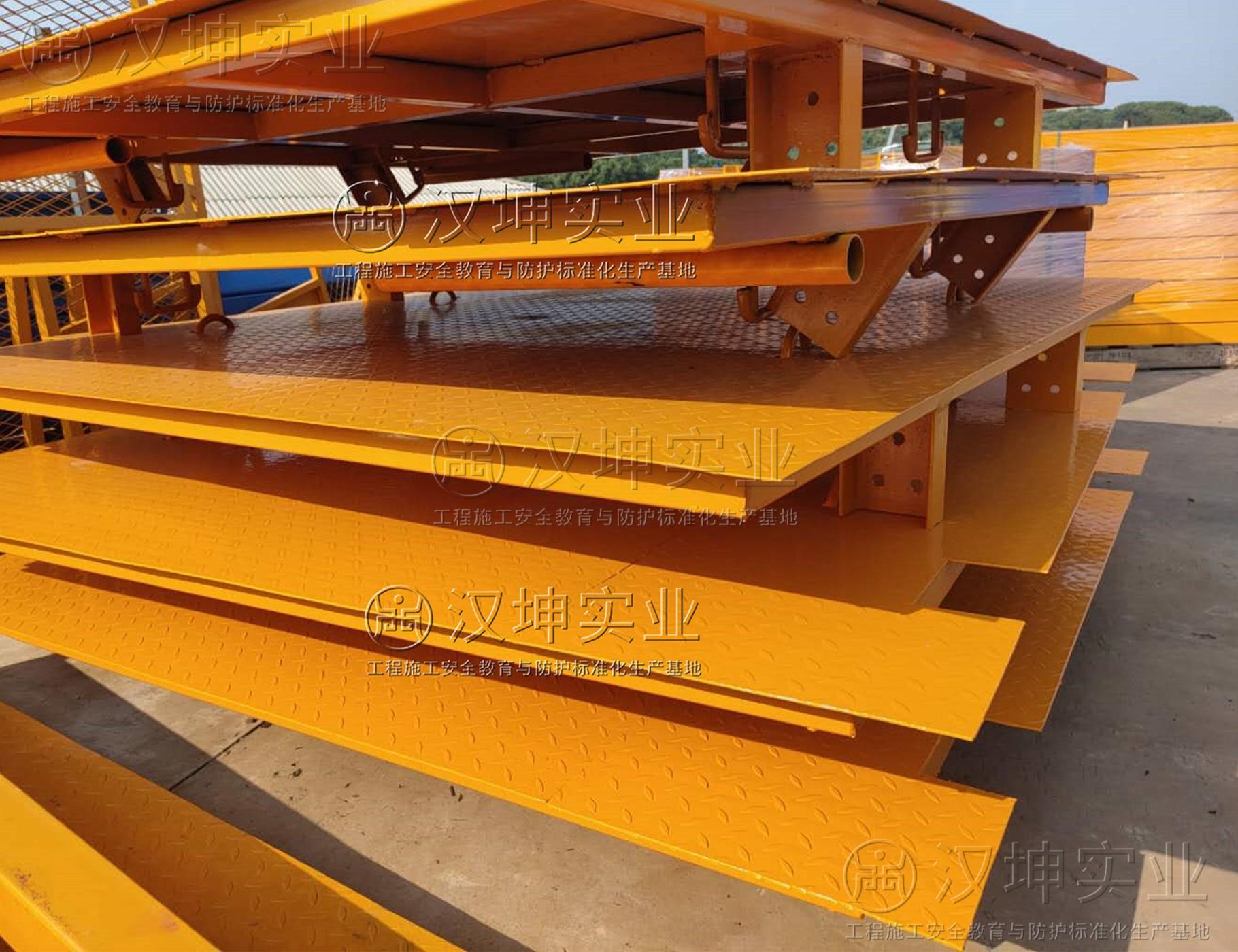 電梯井操作平臺(tái)案例圖